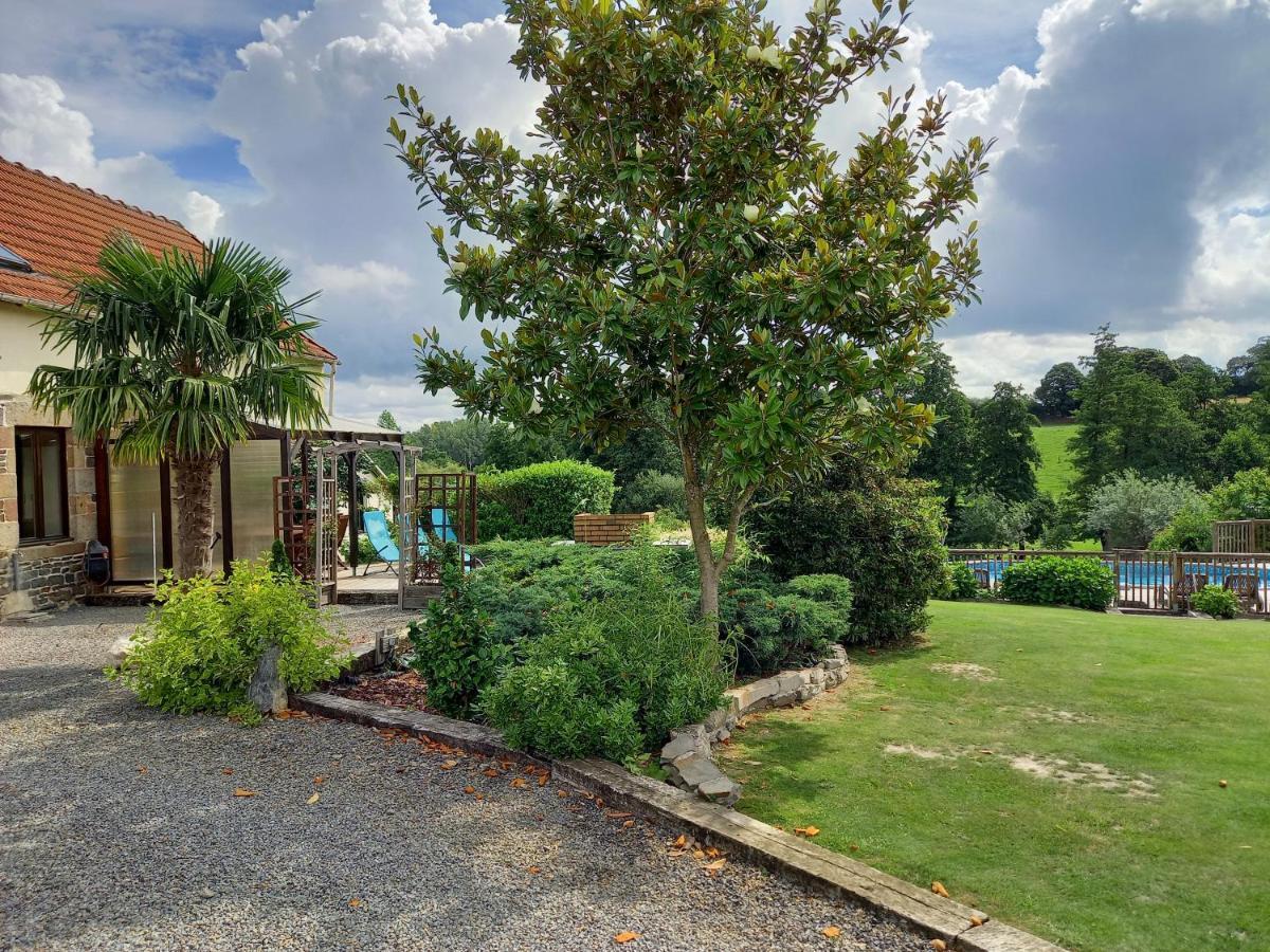 La Gasteboisiere With Swimming Pool And Games Room Le Mesnil-Adelee Bagian luar foto