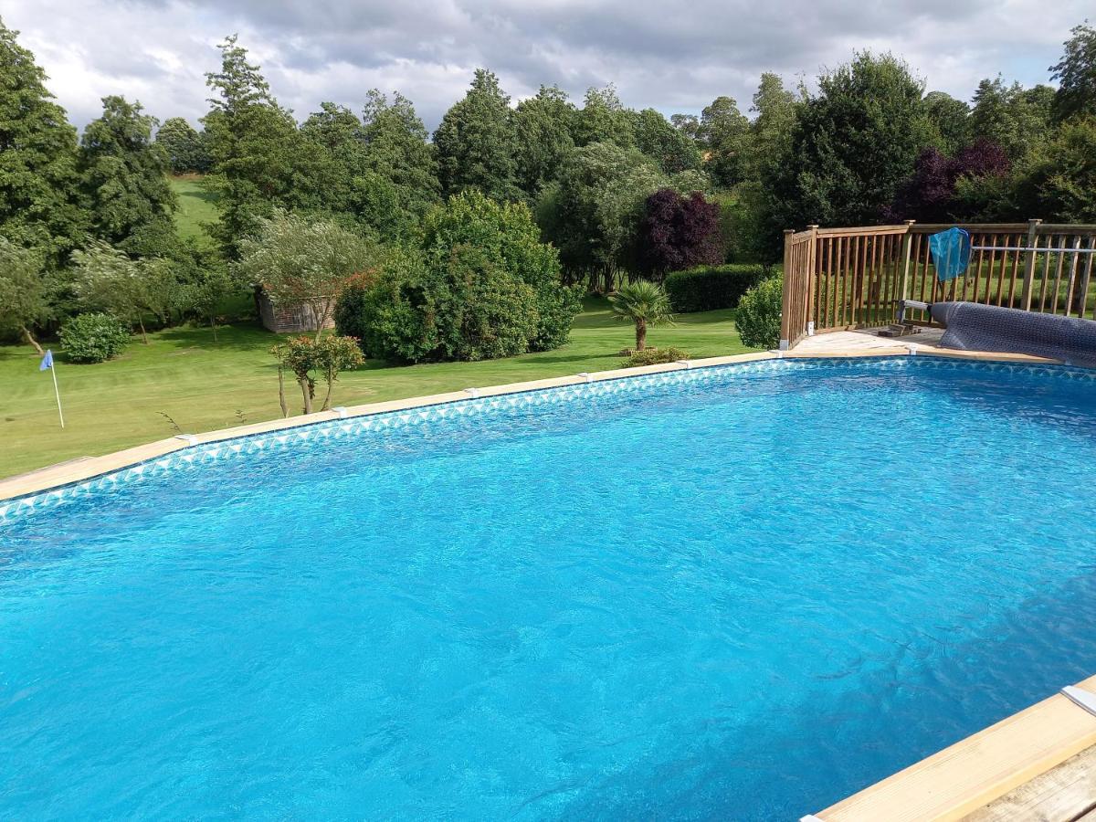 La Gasteboisiere With Swimming Pool And Games Room Le Mesnil-Adelee Bagian luar foto