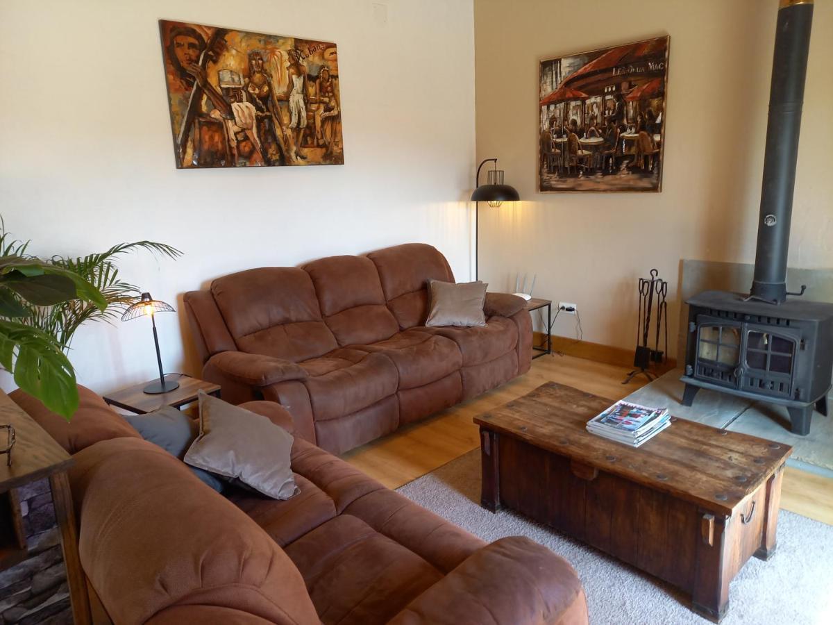 La Gasteboisiere With Swimming Pool And Games Room Le Mesnil-Adelee Bagian luar foto