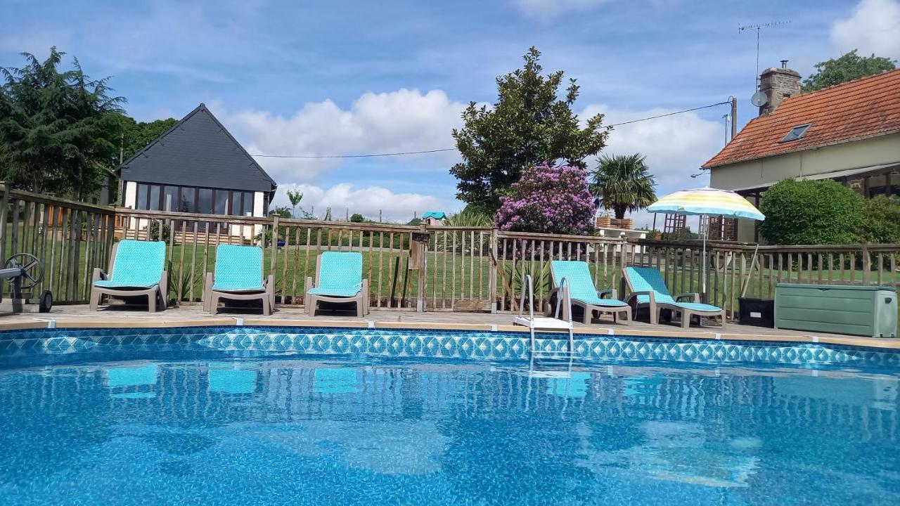La Gasteboisiere With Swimming Pool And Games Room Le Mesnil-Adelee Bagian luar foto